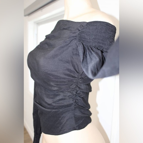 Zara Asymmetric Top Size Small - Picture 7 of 7